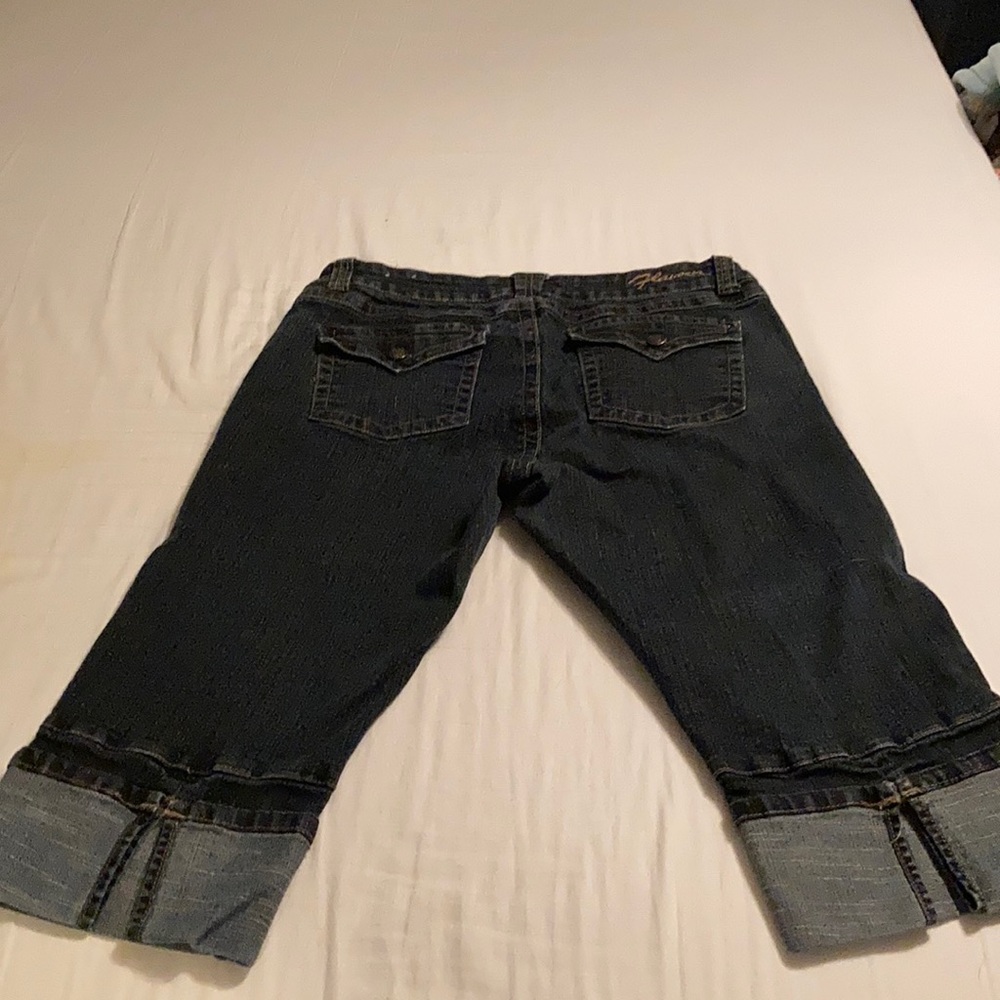 Flavour by bubblegum brand capris jeans size 14